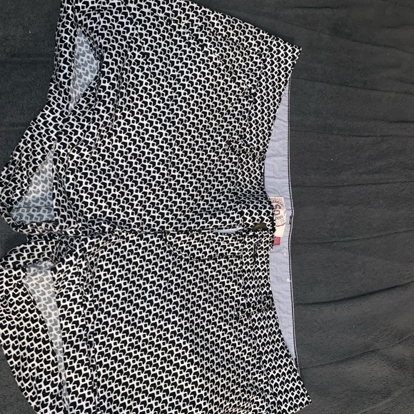 Black &white cute shorts and blue& white shorts! - Picture 2 of 5
